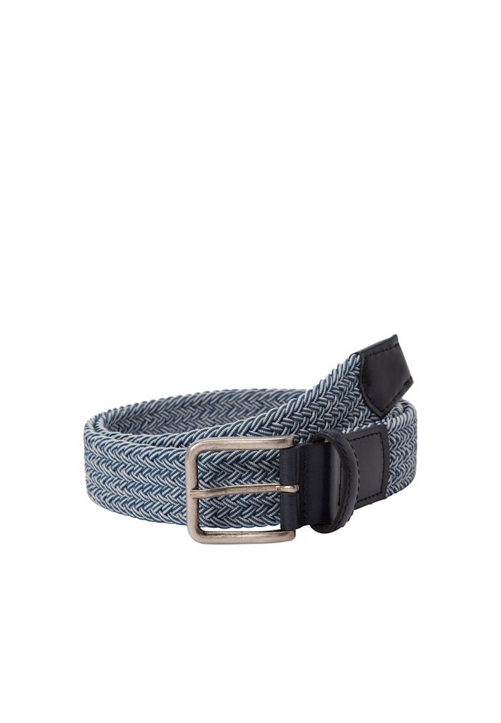 Blau (13)