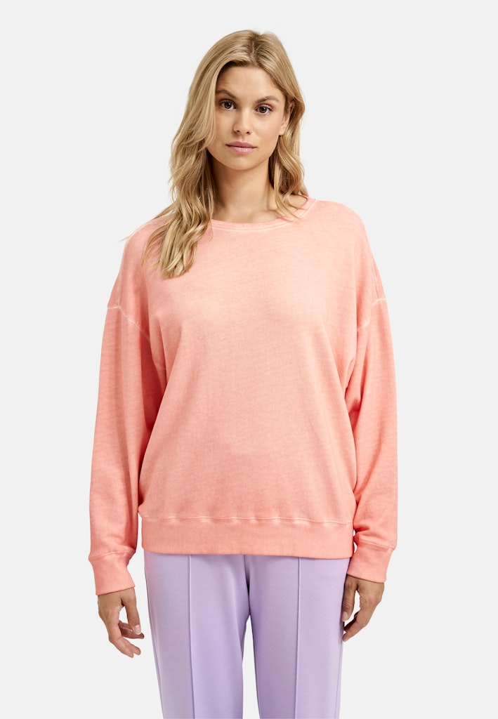 Sweatshirt w roundneck + 1/1 sleeves w cuffs
